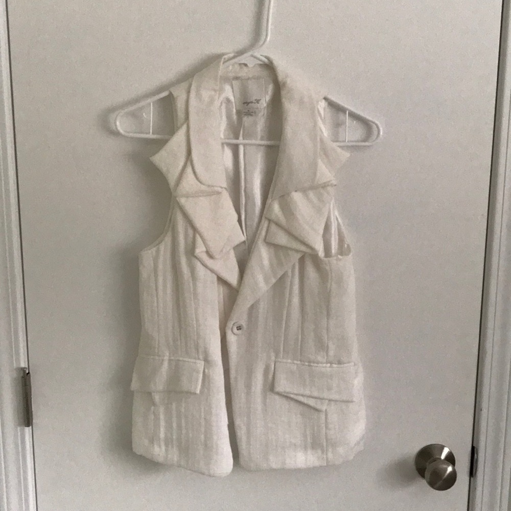 Aryn K. Dressy White Vest